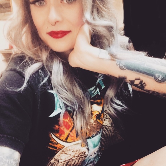 Meet your Posher, Mal - Picture 6 of 6